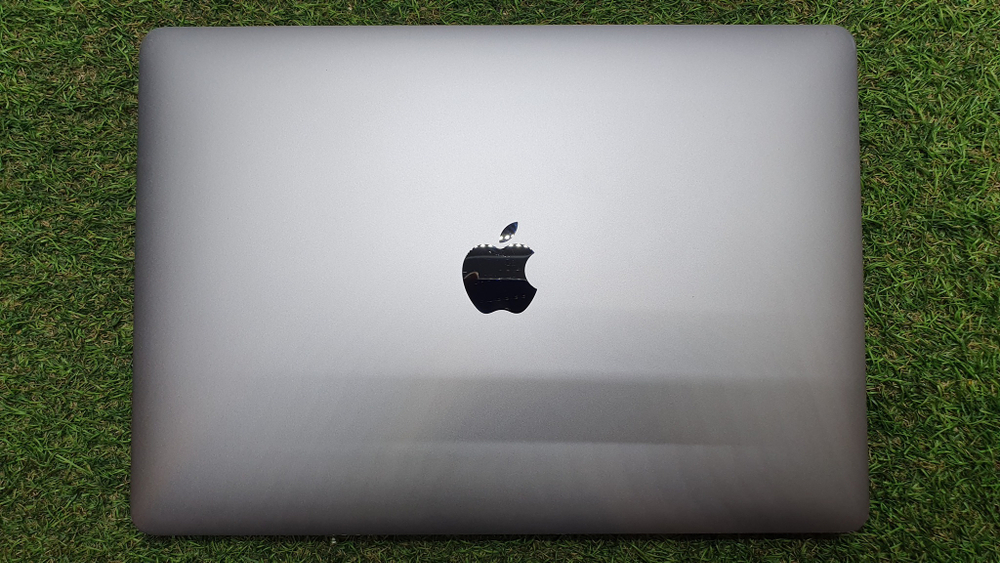 MacBook Air 13 (2020, M1) Retina A2337 2560х1600, Apple M1