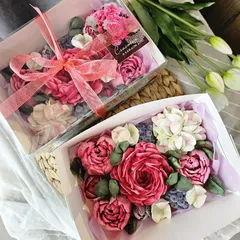 Зефир в коробке «Пионы и Розы» / 23*16 см