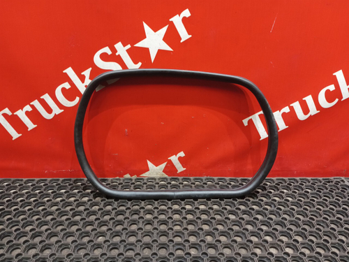 Уплотнитель инструментального ящика 2016г.