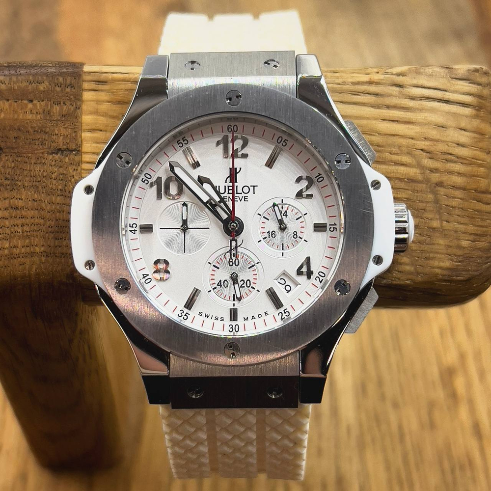 Часы Hublot