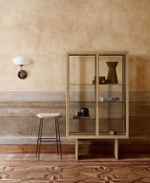 Витрина Private GUBI  дубовый шпон/стекло 1100х450х1910h