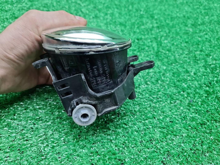 ПТФ левая Toyota Camry XV50 XV70 (2017-2021) LED