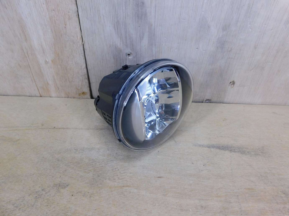 противотуманная фара R/L Toyota Aqua NHP10 48-150