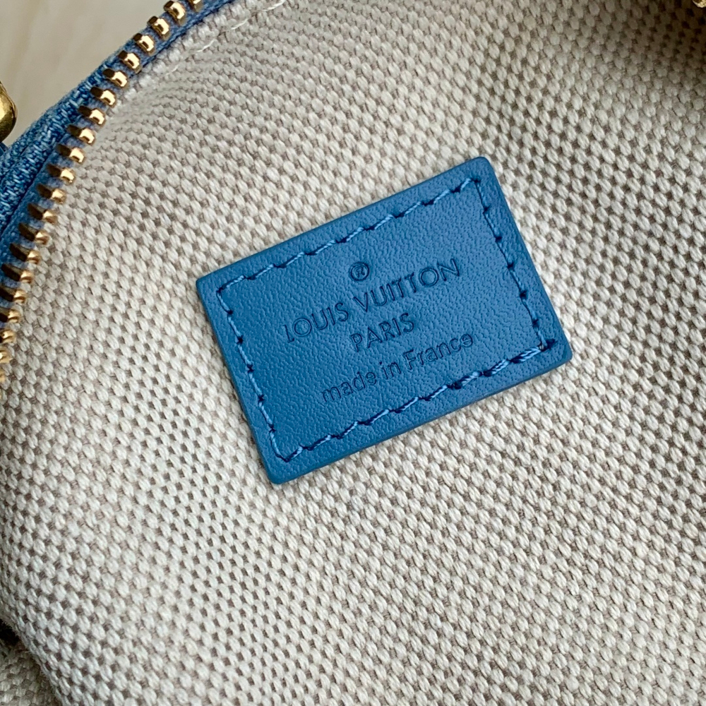 Louis Vuitton Speedy 18