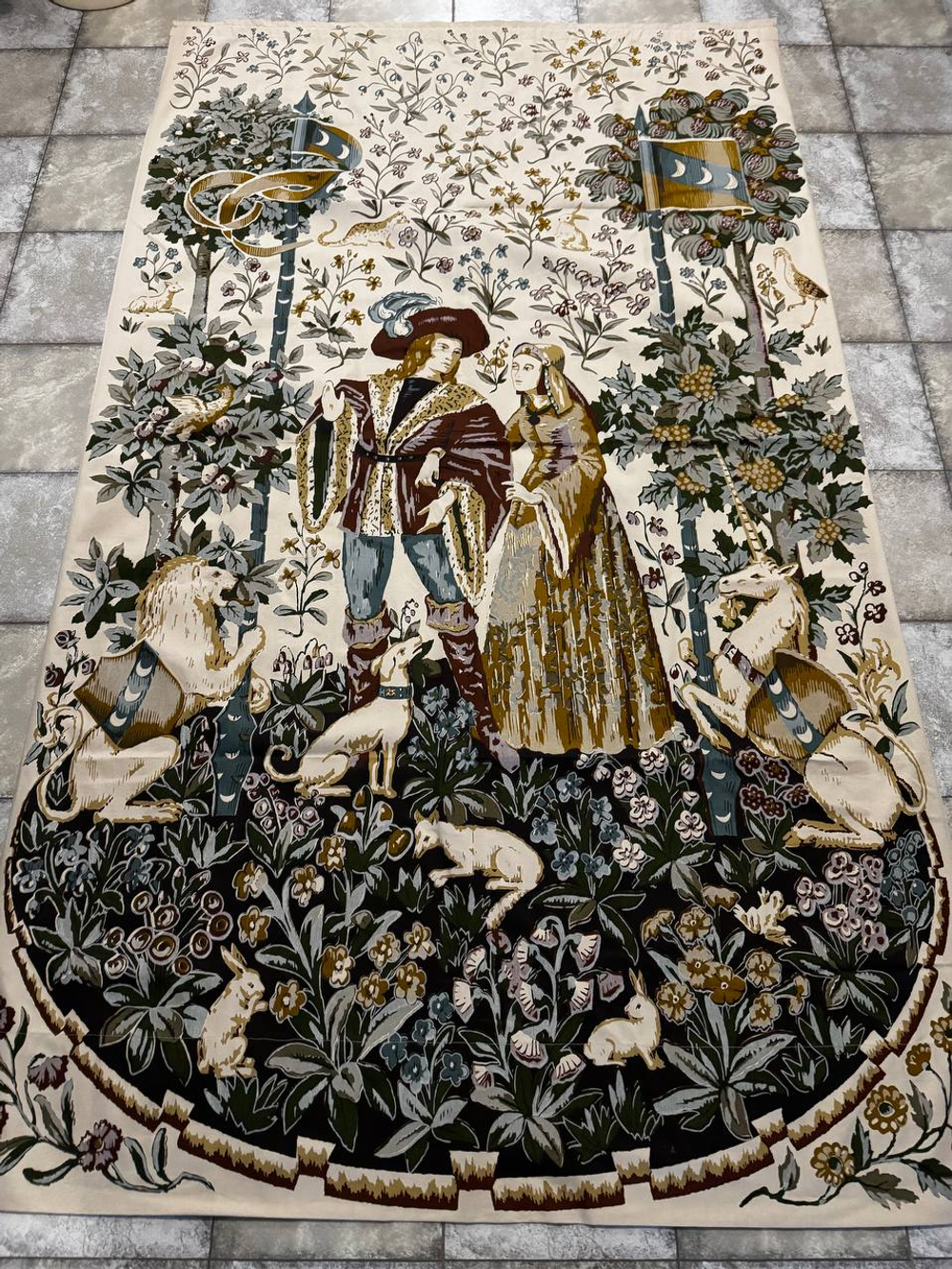 Полотно с единорогом