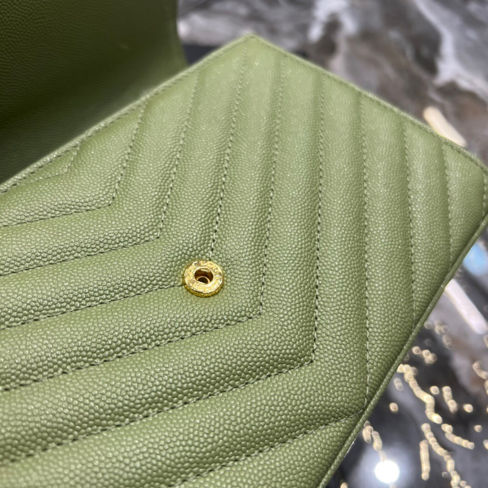 Saint Laurent WOC 22 cm