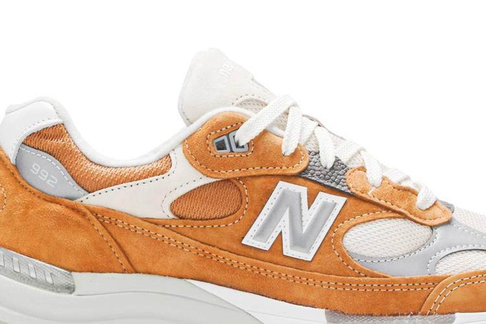 Packer X New Balance Nb 992 D Hyper Sneakers