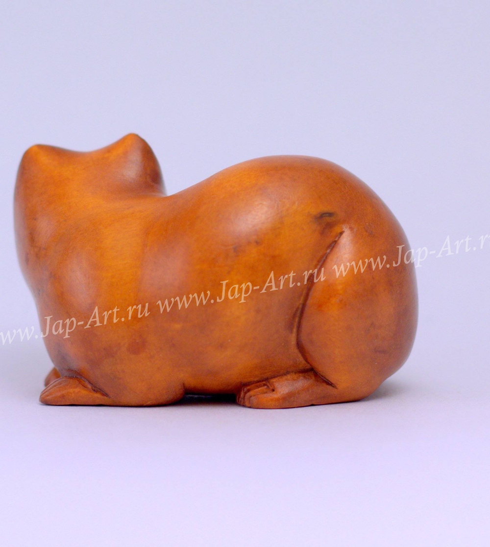 Нэцкэ Кошка