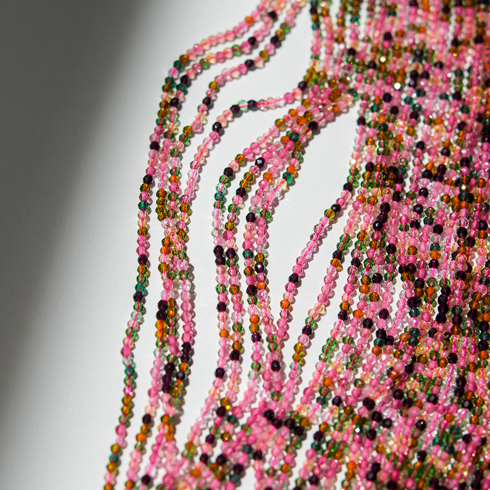 Розовая турмалиновая шпинель синтетическая, 2мм, шар, микроогранка