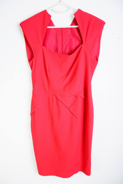 Платье приталенное яркое, визуально на 44/46 размер