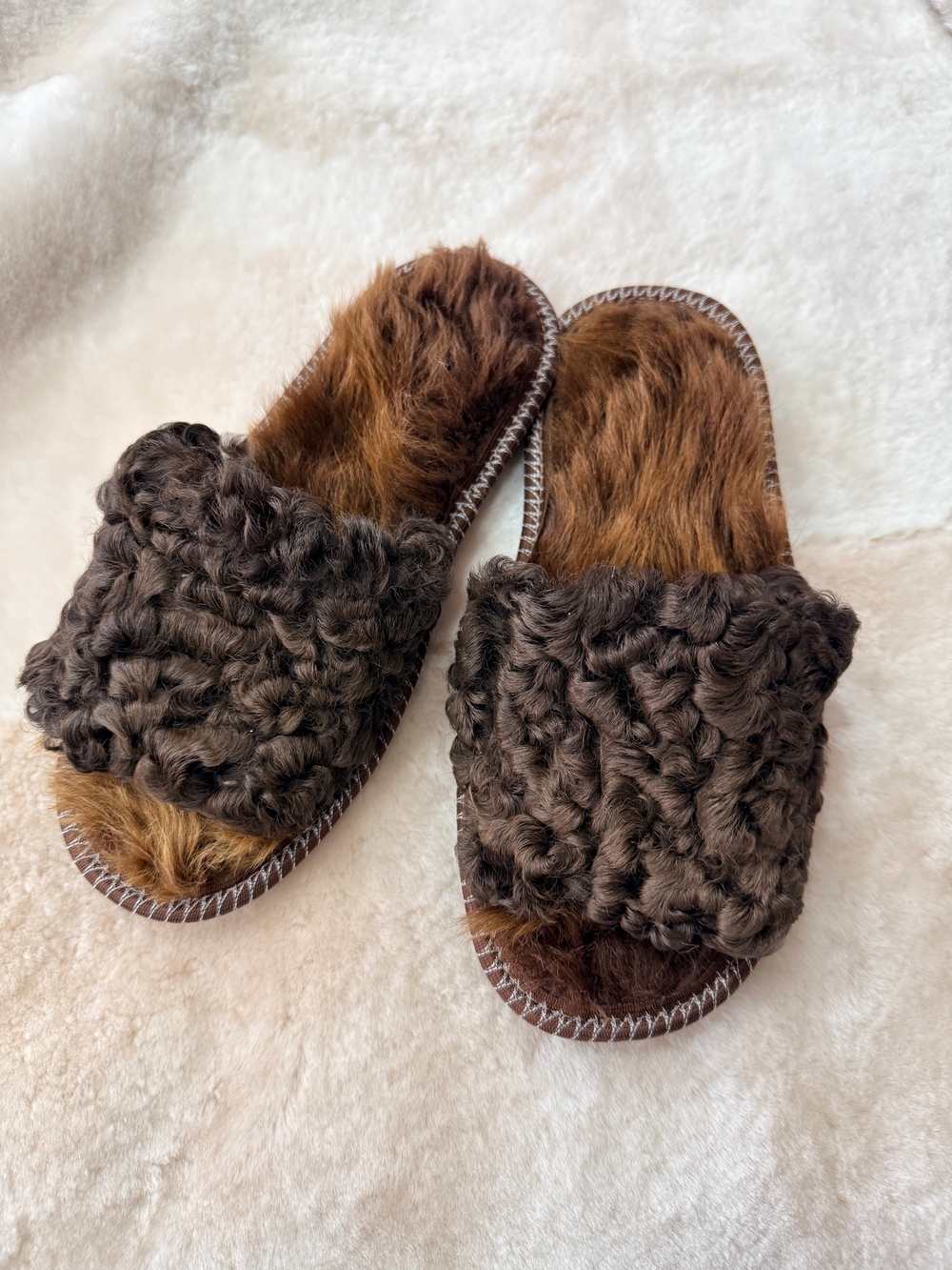 Чуни из шкуры овчины