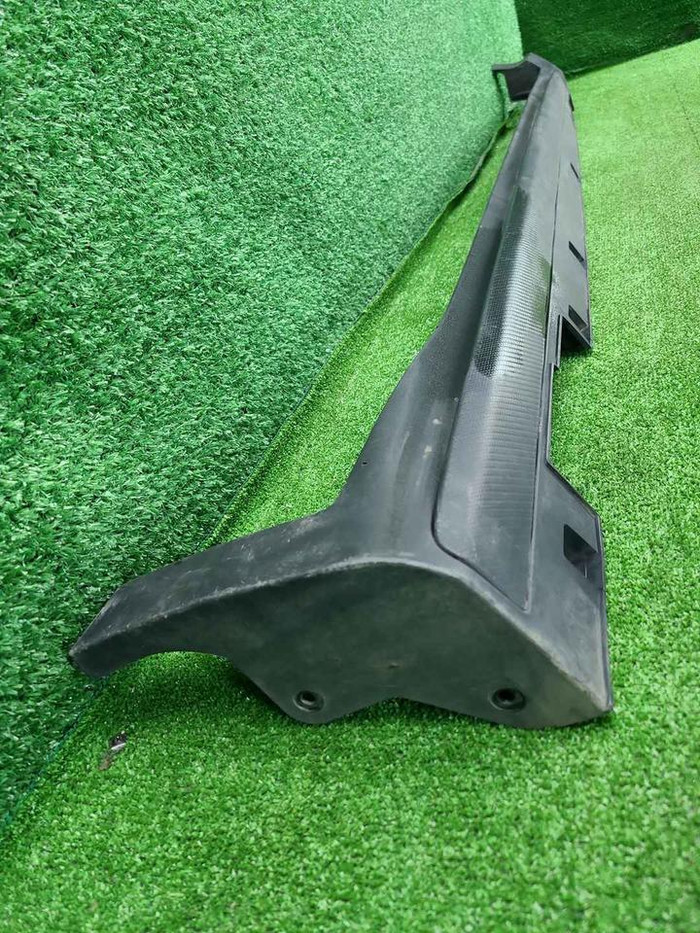 Накладка порога правая Geely Coolray (2019-2024)