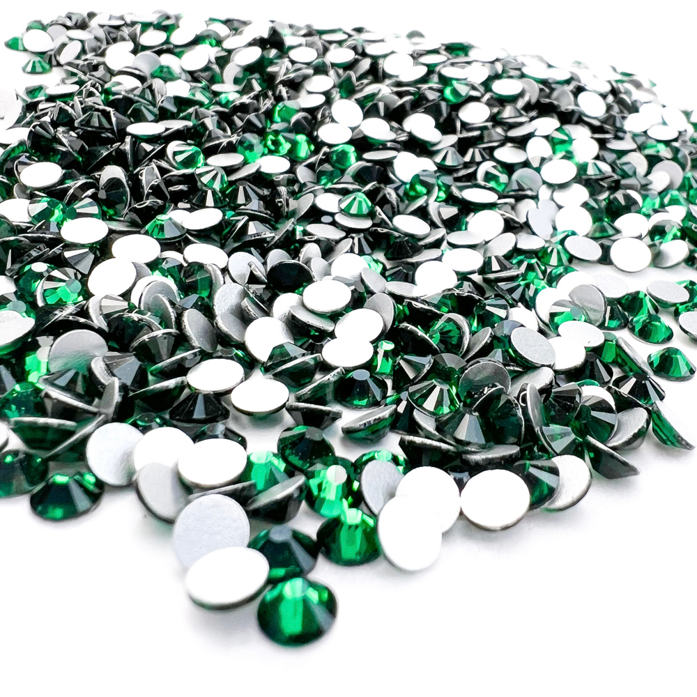 Стразы CR Emerald SS20 холодной фиксации