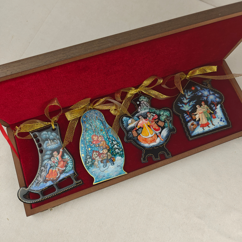 Набор из 4-х ёлочных игрушек "Русская зима" с росписью Палех