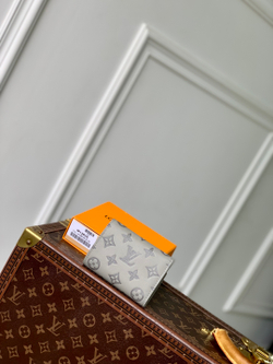 Louis Vuitton Victor Wallet