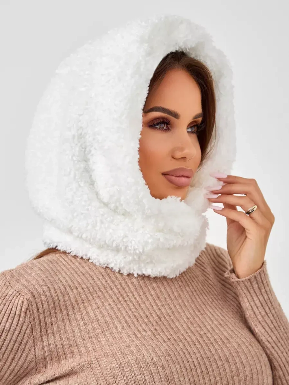 Капор зимний вязаный капюшон на флисе