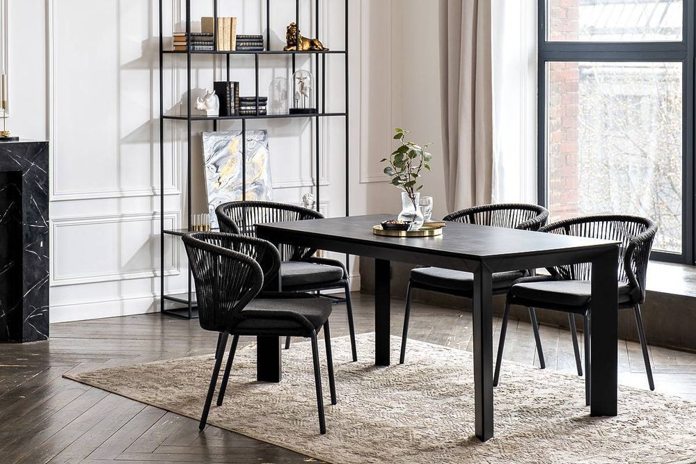 "Венето" обеденная группа на 4 персоны со стульями "Милан", каркас темно-серый, роуп темно-серый