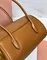 Cумку MIU MIU с двойной ручкой в коричневом цвете