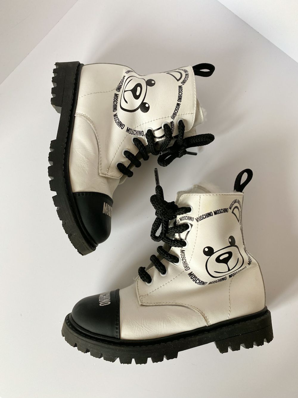 Ботинки Moschino, 26