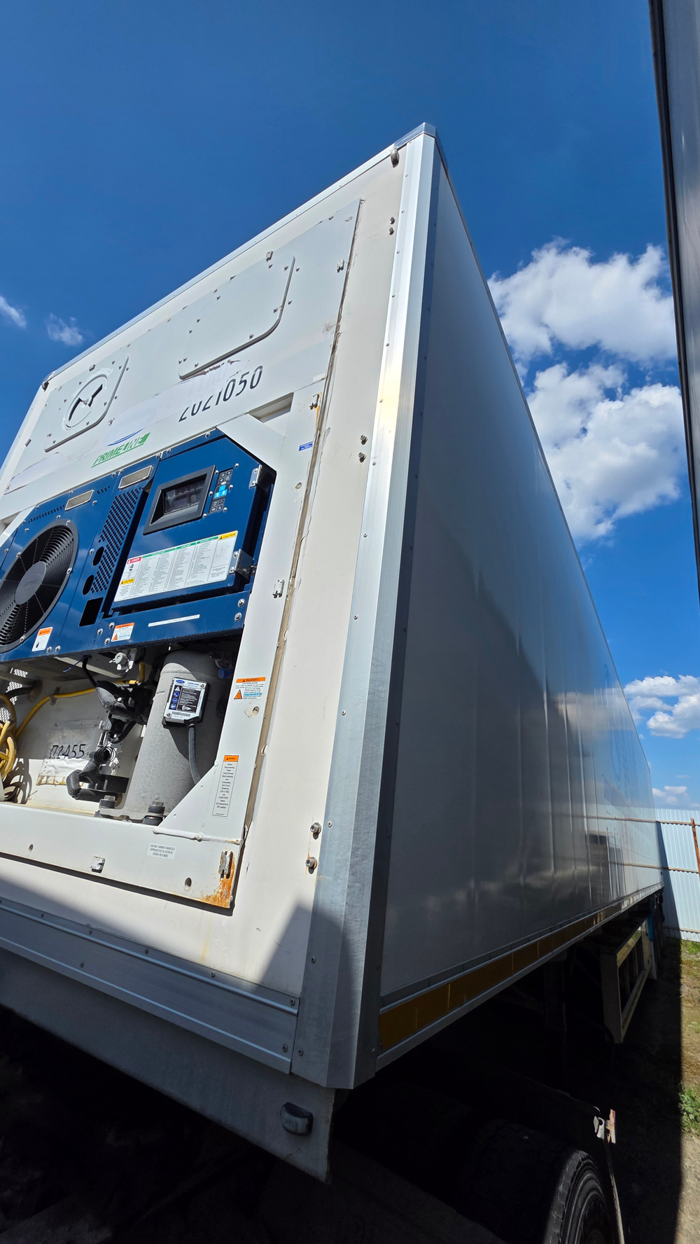 AMUR AMUR Полуприцеп изотермический/рефрижератор LYR9400XXYED (Рефрижератор)