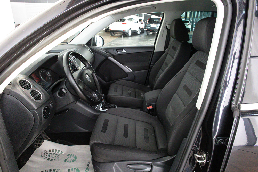 Volkswagen Tiguan, 2008 год