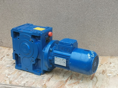 Мотор редуктор коническо-цилиндрический ROSSI MR ICI 100 UO3A 313 B3 c электродвигателем 0.75 кВт 91,5