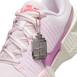 Женские Кроссовки теннисные Nike Zoom GP Challenge Pro Premium - pearl pink/magenta-pink/foam-chalk