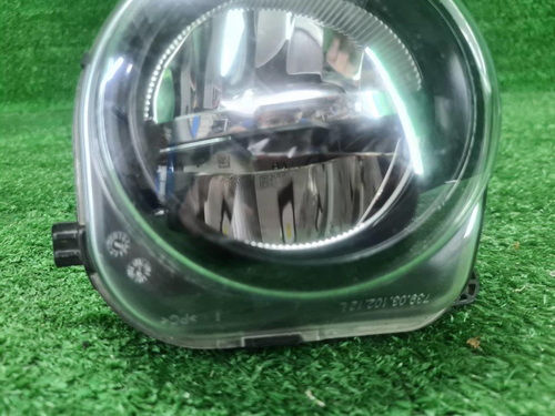 ПТФ левая BMW 5er F10 F11 (2013-2017) LED