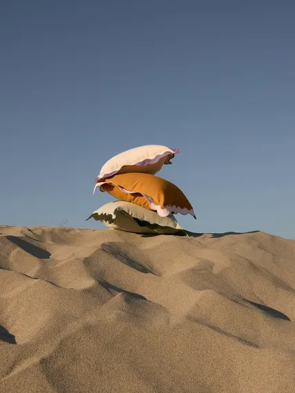 Чехол на подушку с контрастным кантом зеленого цвета из коллекции trendy ruffles, 40х40 см