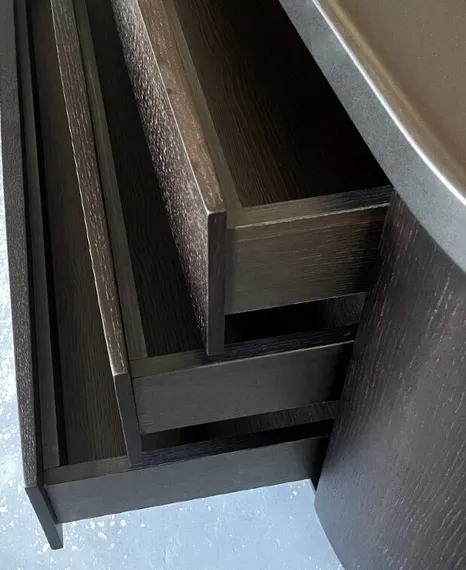 Комод с 3 ящиками Gentleman, 150х69 см, черный шпон дуба