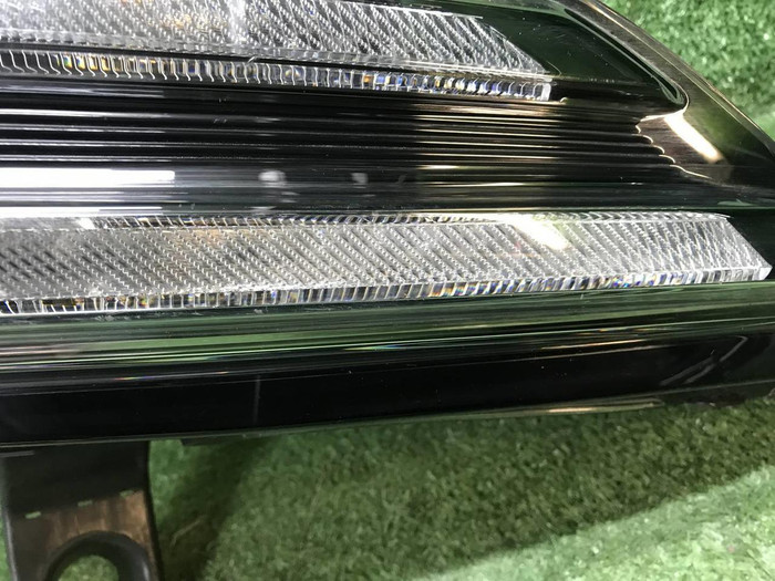 ДХО левый Zeekr 001 (2021-н.в.) LED