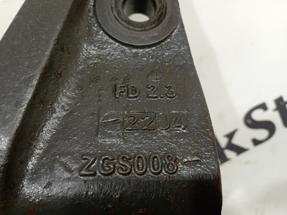 Кронштейн передней рессоры