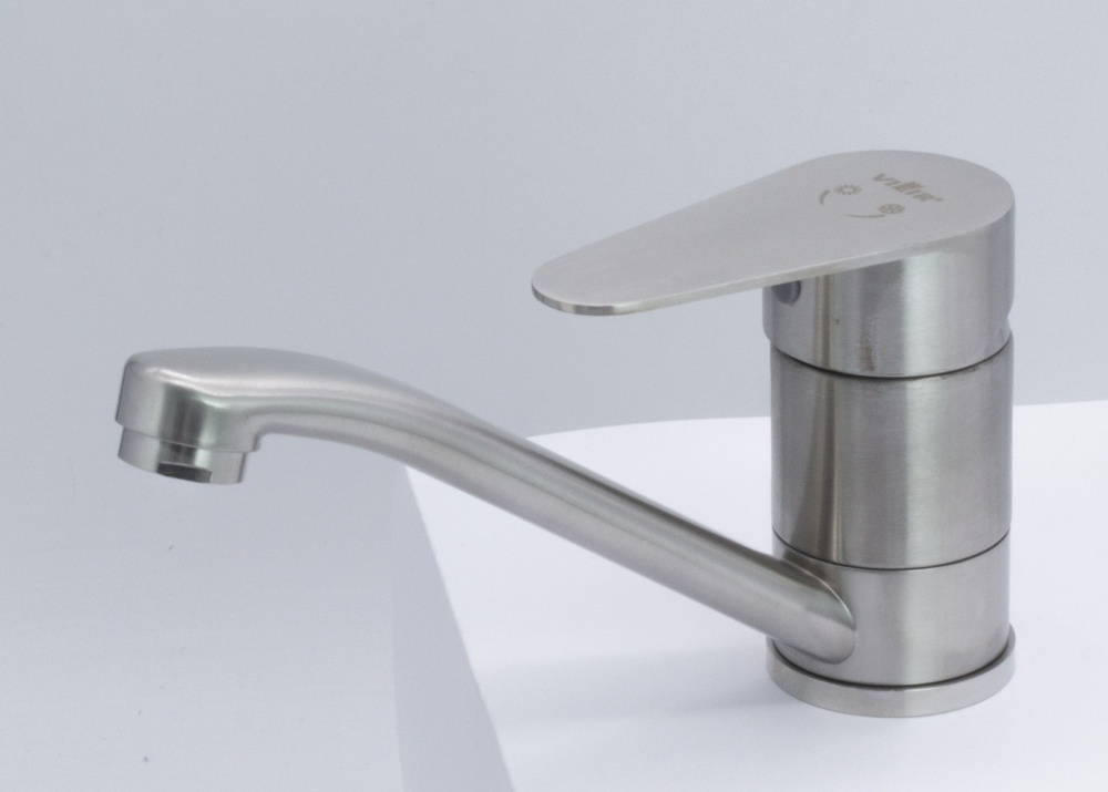 15037 Смеситель од. для раковины пов. (НЕРЖ САТИН) ViEiR (10/1шт)