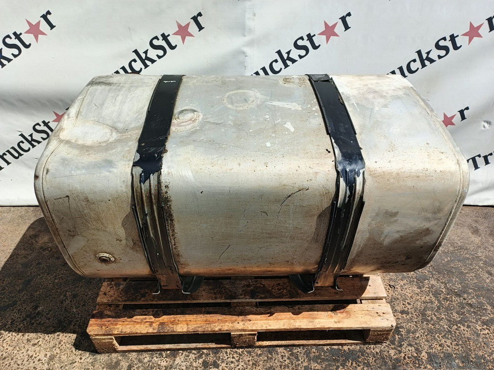 Бак топливный 490L