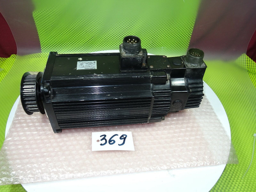 YASKAWA SGMG-13AWA-YR12