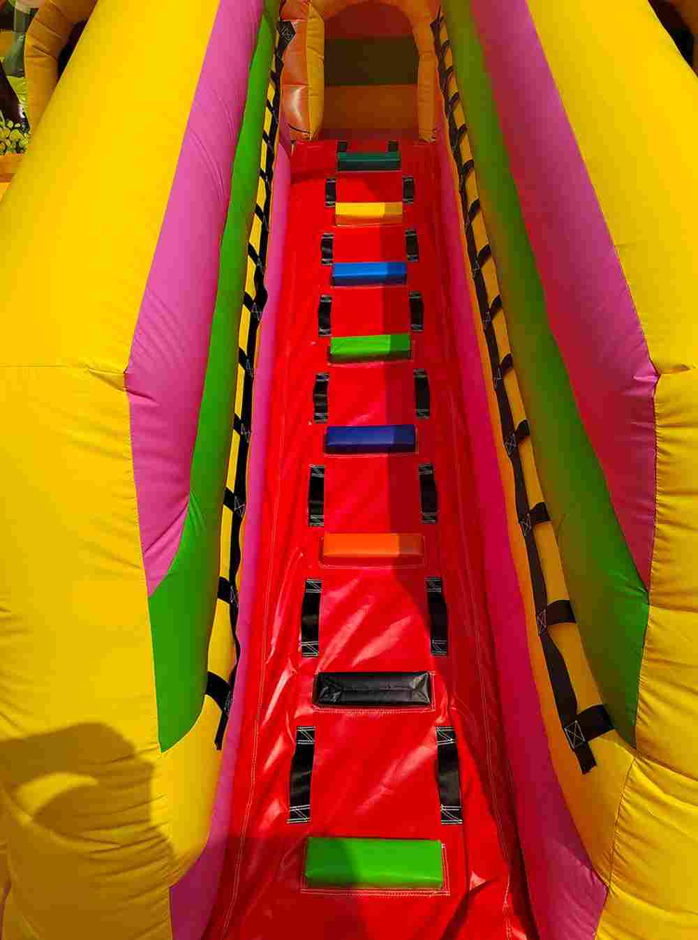 Коммерческий батут "Мишки и дети" 10*5*5 м