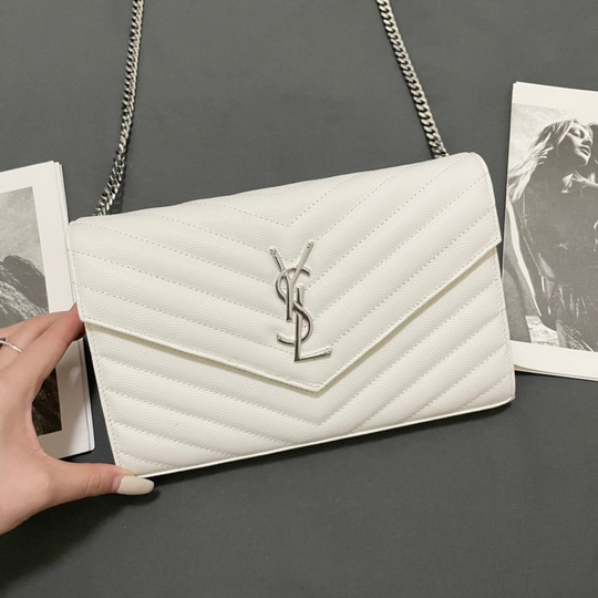Saint Laurent WOC 22 cm