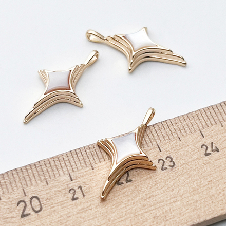 Подвеска Звезда, цвет золото, перламутр, размер 25*14 мм, цена за 1 шт