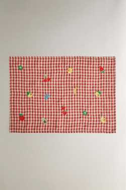 ZARA HOME ФРУКТОВАЯ ВЫШИТАЯ САЛФЕТКА, КРАСНЫЙ