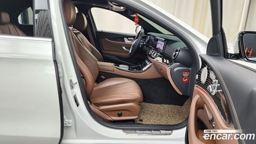 Mercedes-Benz E-Class W213 E450 4MATIC Exclusive (07.2021)