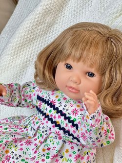 Кукла Berbesa мягконабивная 42см SANDRA в пакете (4420K)