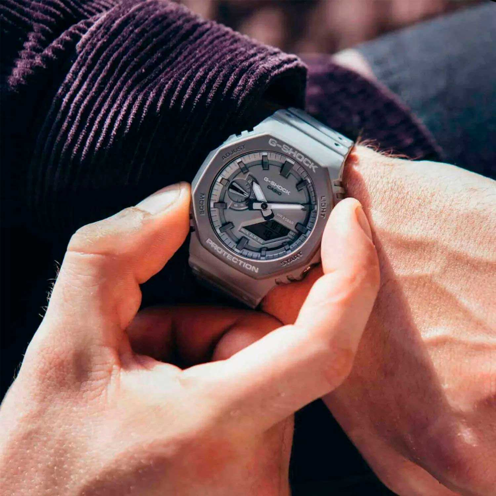 Часы Casio GA-2110ET-8AER