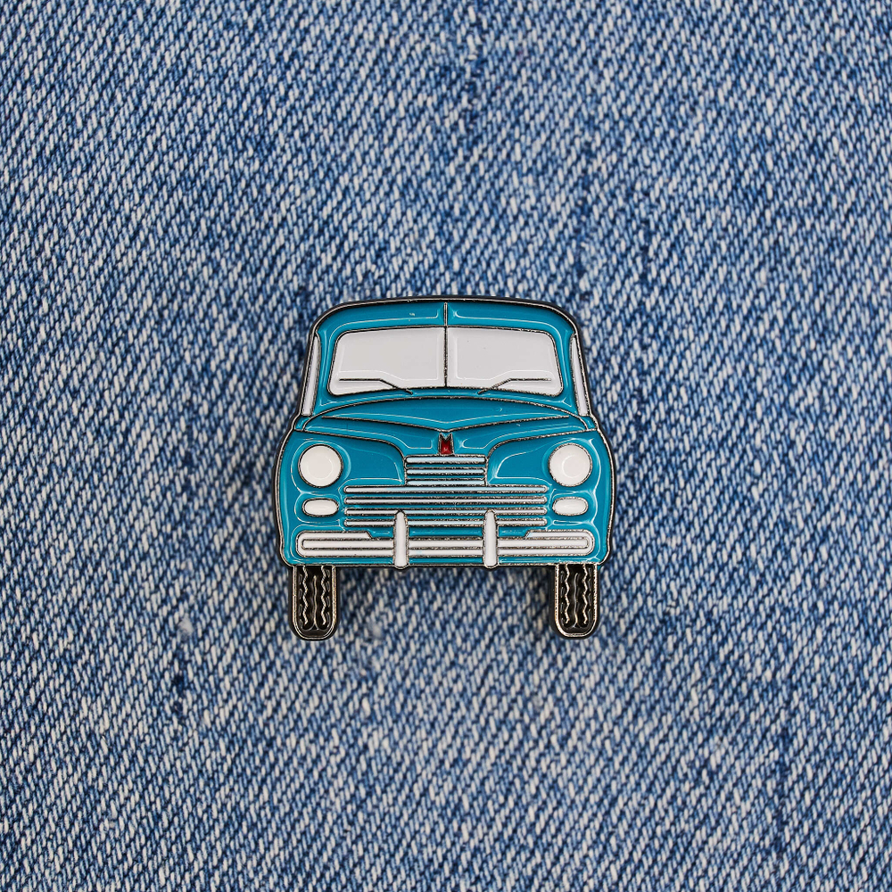 Значок автомобиль ГАЗ М-20 Победа