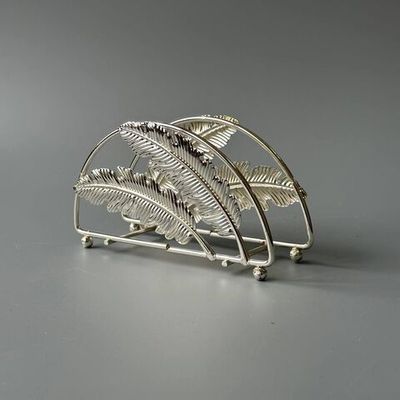 Салфетница "Перо" горизонтальная праздничная. Турция (серебристый)