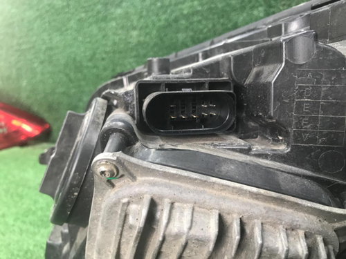Фара правая Mercedes C w205 18-23 LED В сборе