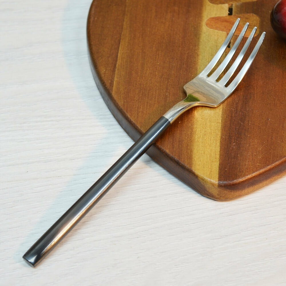 Вилка столовая "Моник блэк" 19см 6,5см