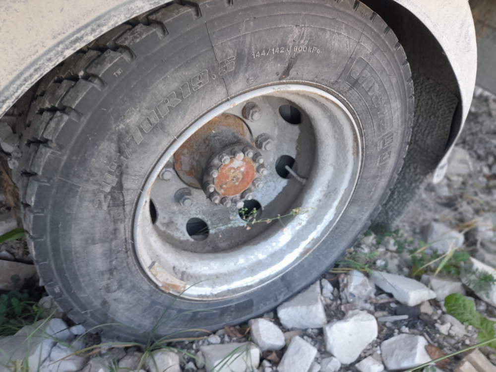 DongFeng C120 Бортовой (Евроборт) 2818F-51 (Евроборт, Дизельный, 3,8 л., 166 л.с., МТ)