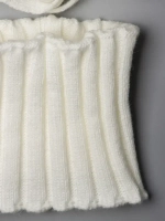 Шапка зимняя детская с помпоном на завязках и снуд