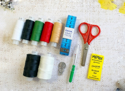 Нитки армированные "Хозяюшка" 100лл 200м 2шт, 35лл 200м 5шт, в уп 7шт.