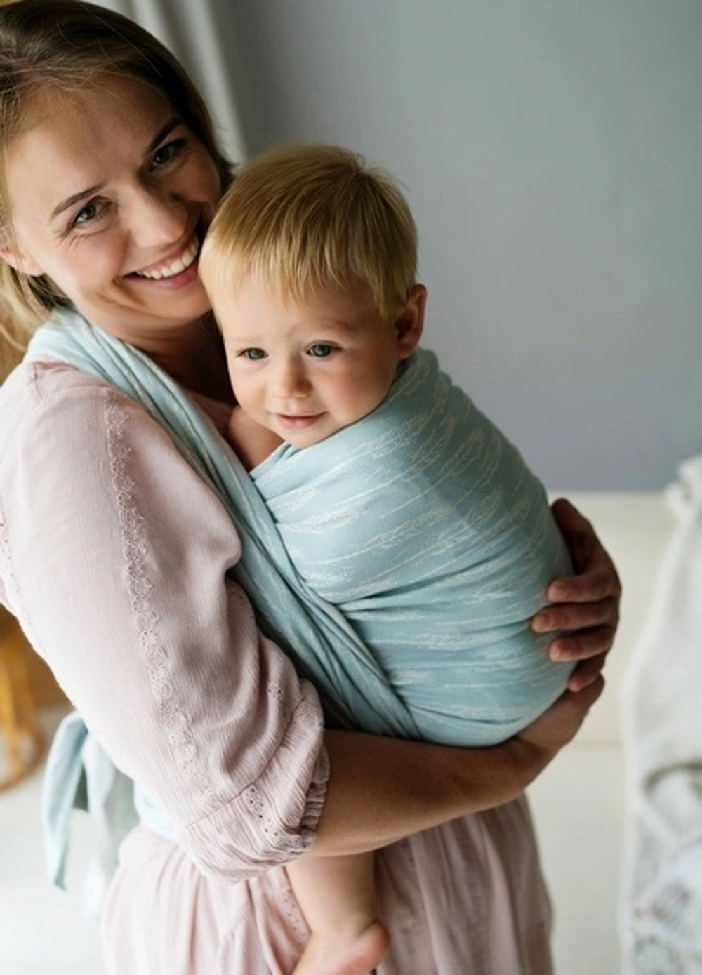 Слинг-шарф «Пёрышки Тиффани»